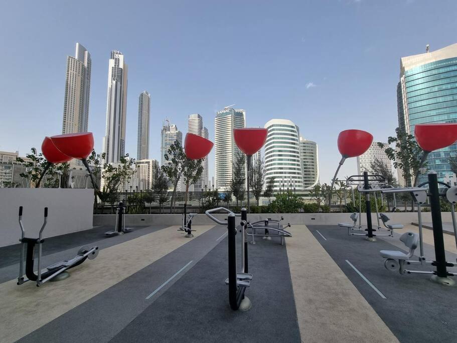 Urban Getaway Dubai Downtown Appartement Buitenkant foto